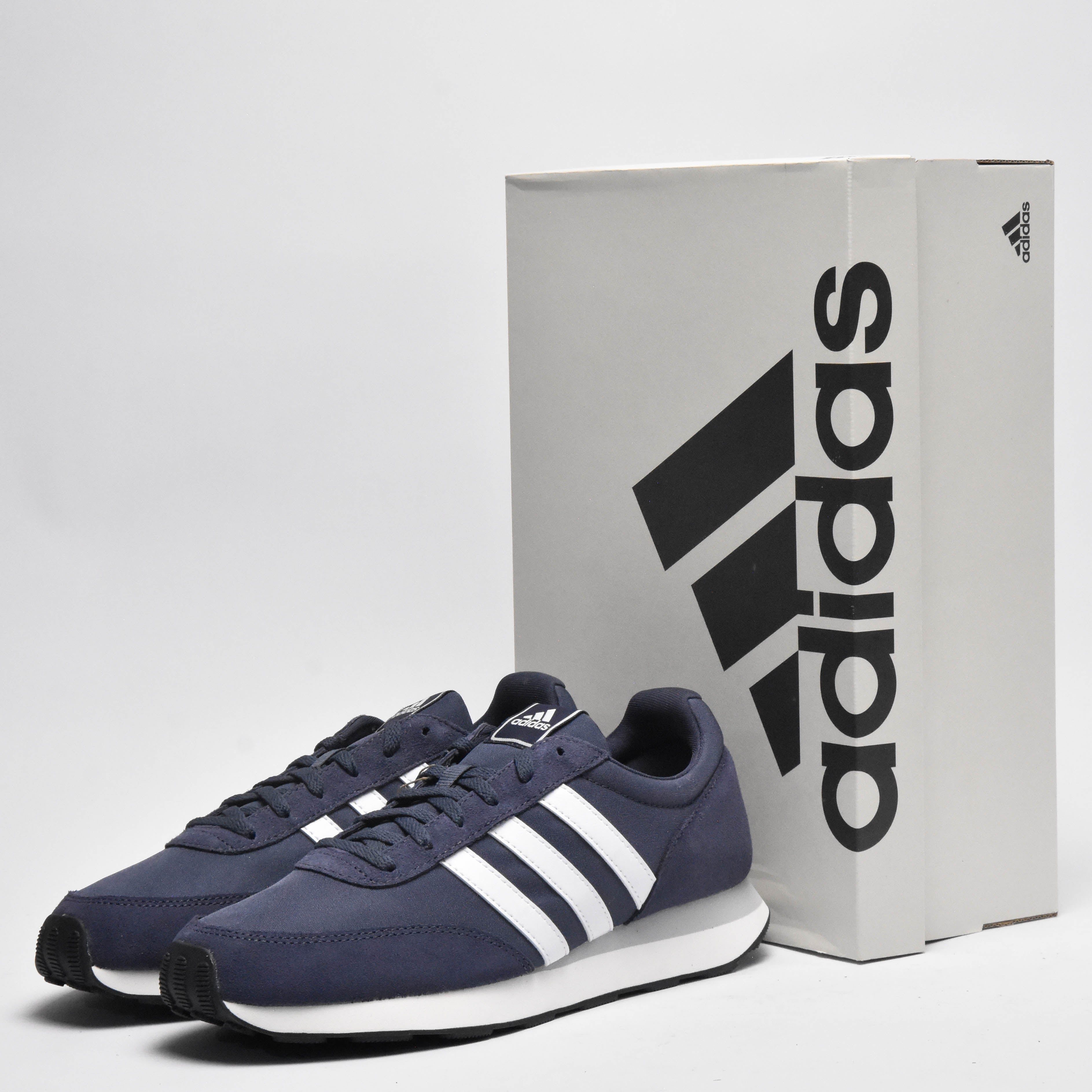 ADIDAS RUN 60S 3.0 / IE3825