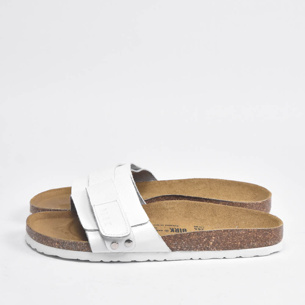 بيركسبوت 104-أبيض