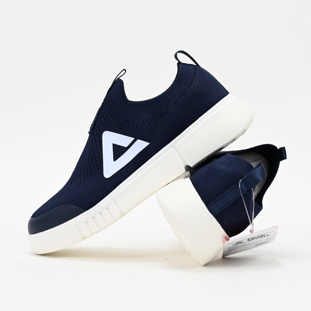 PEAK FOOTWEAR