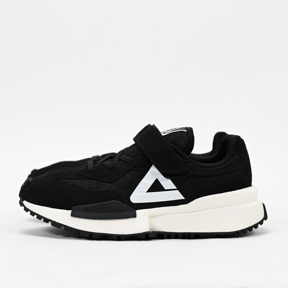 PEAK FOOTWEAR