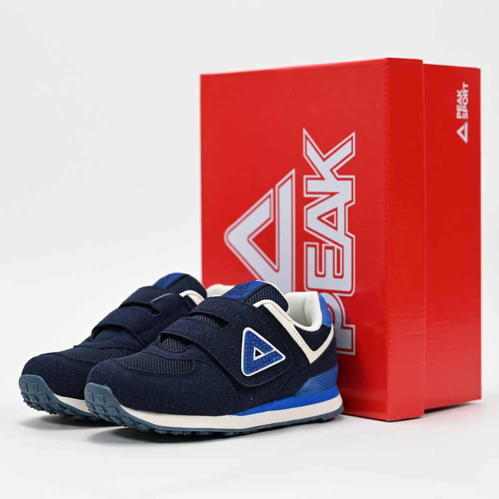 PEAK FOOTWEAR