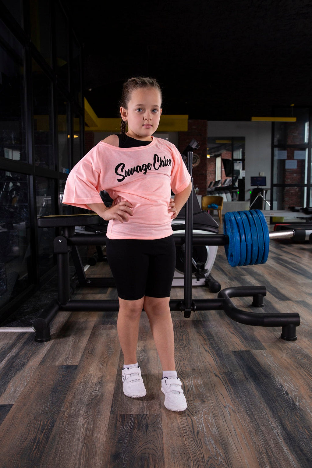 غرفة الأطفال - ملابس رياضية وردية