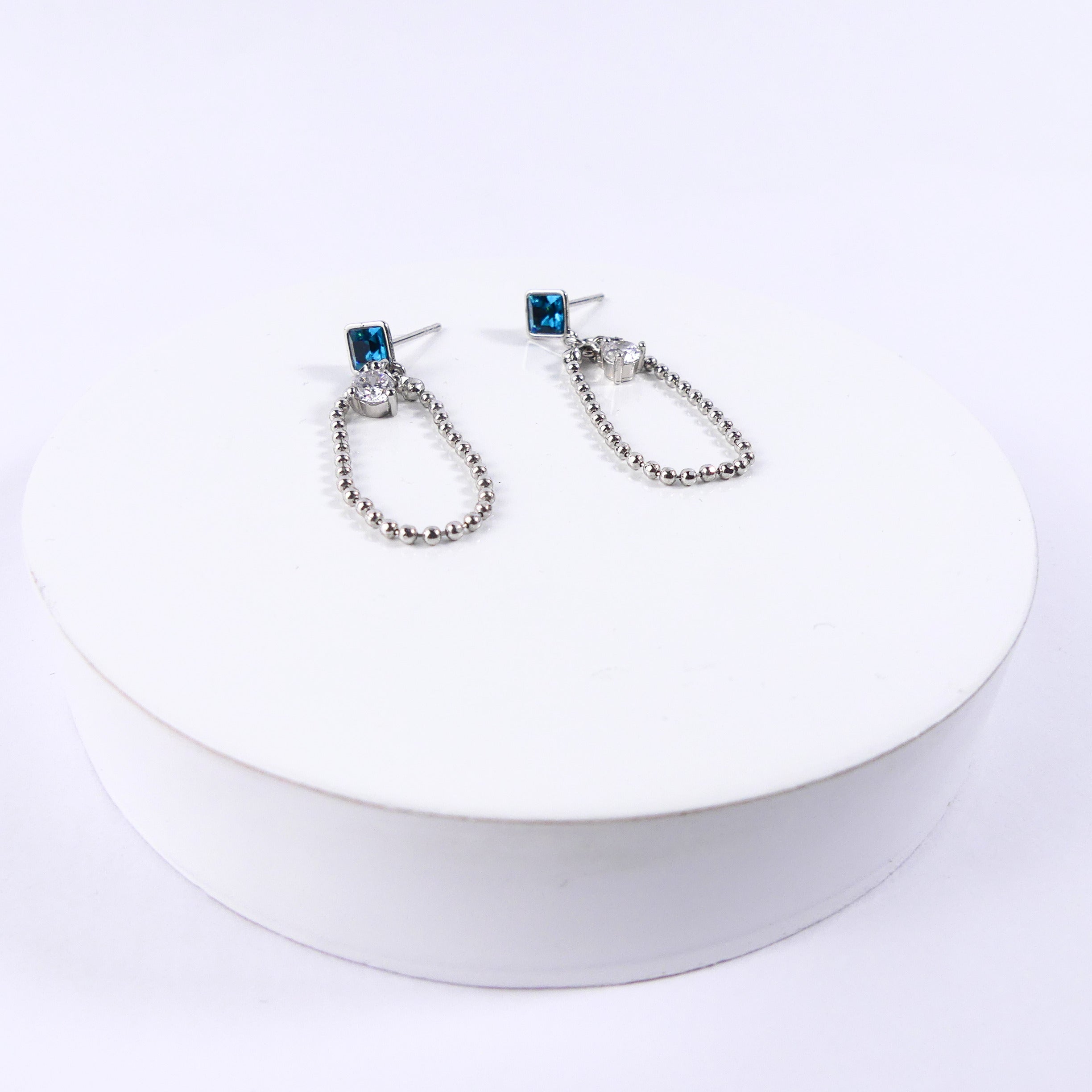 Boucle d'oreille petit carré Blue
