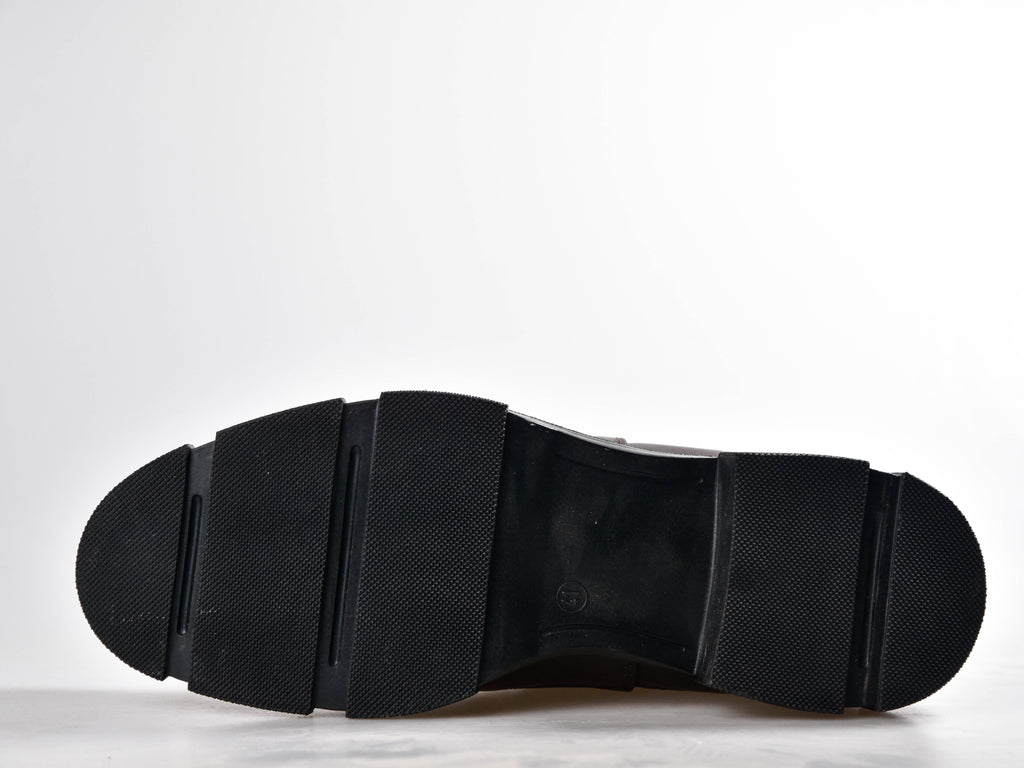 حذاء تشيلسي بني