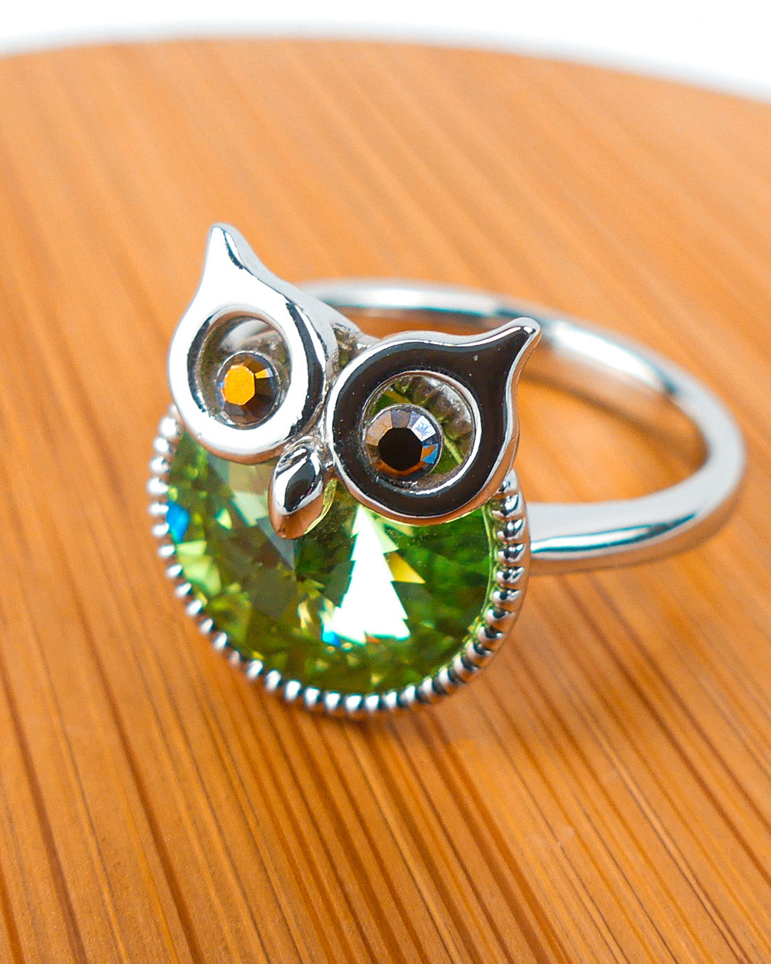 bague pierre hibou  ronde verte