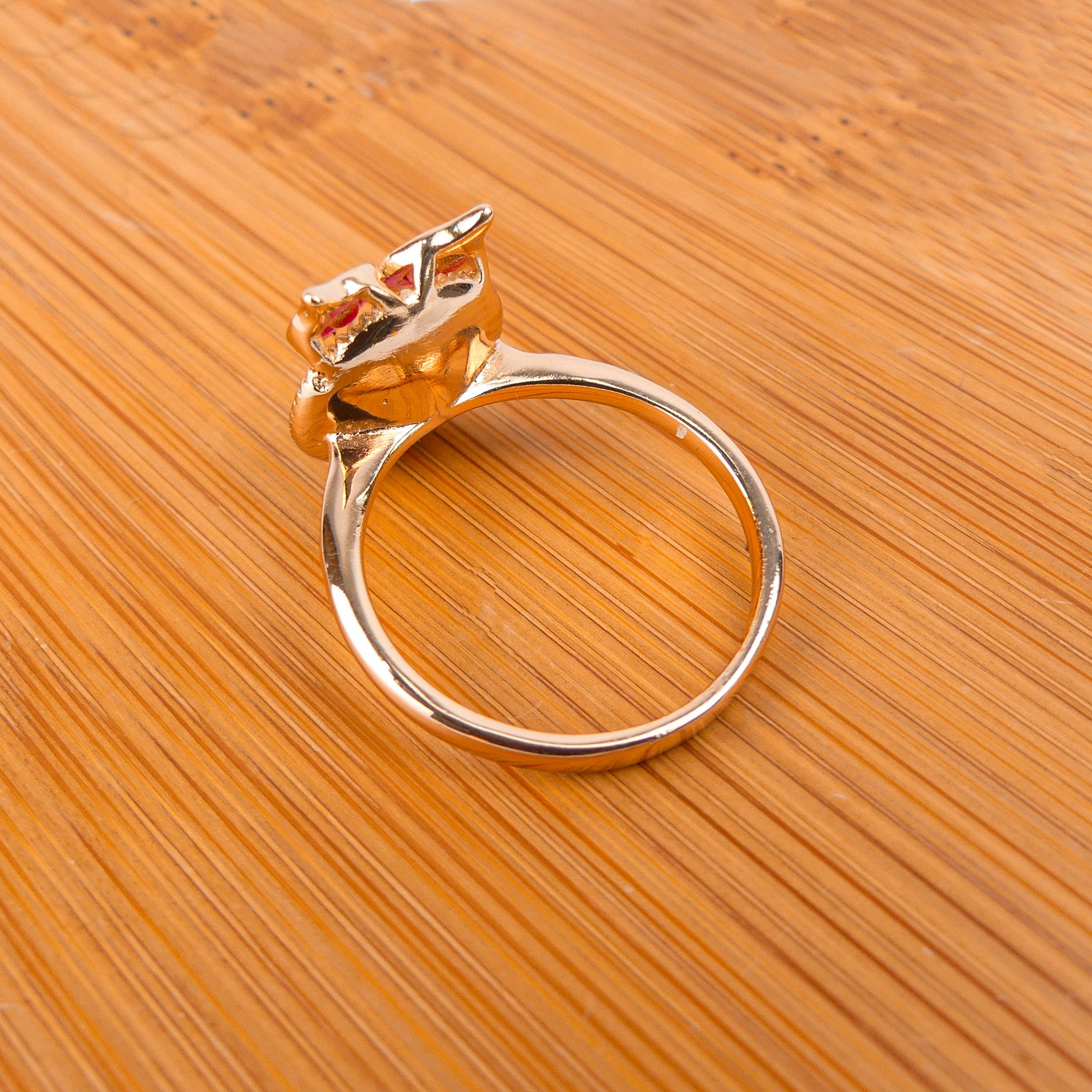 bague plaqué or pierre hibou ronde rose