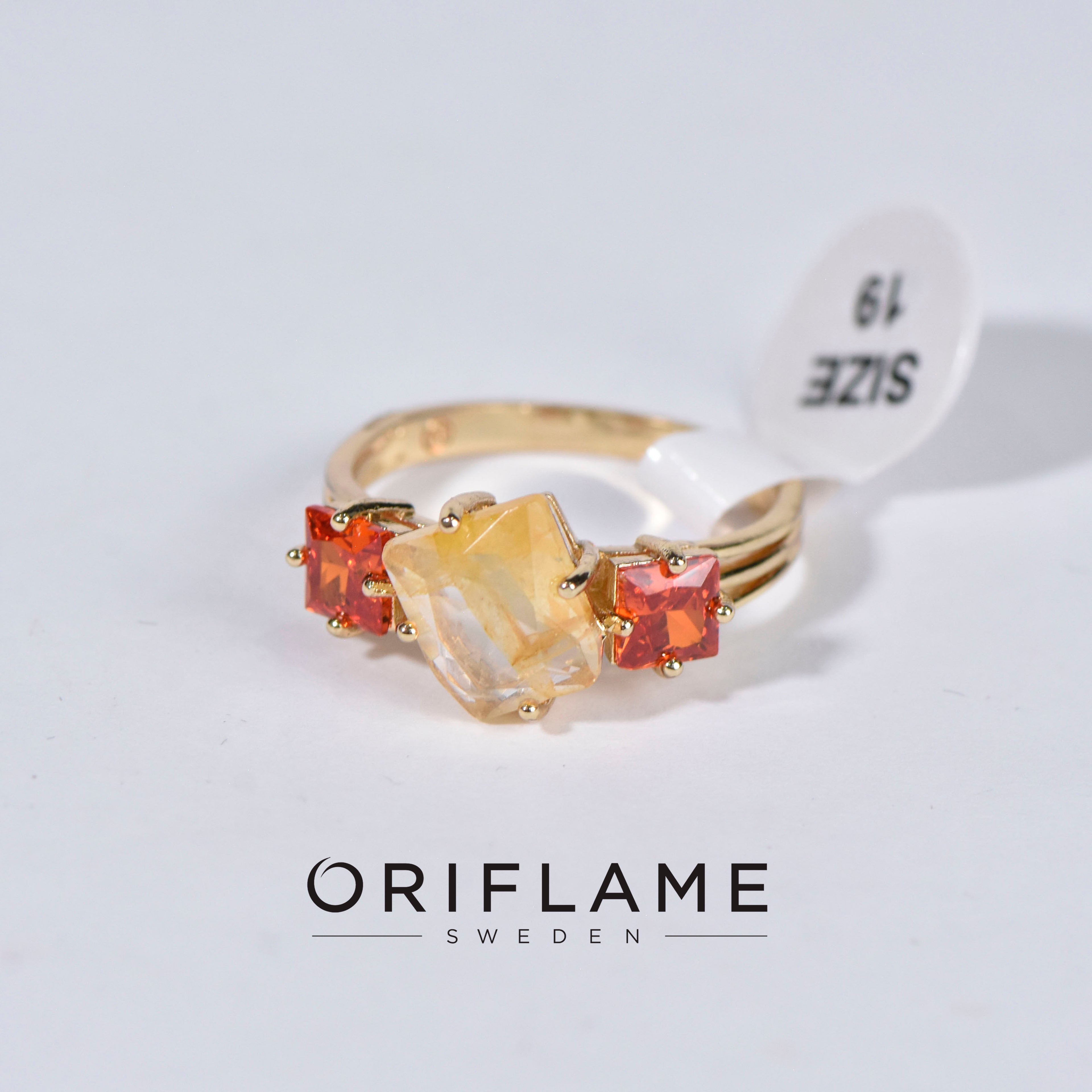 GOLDEN CITRINE RING 19
