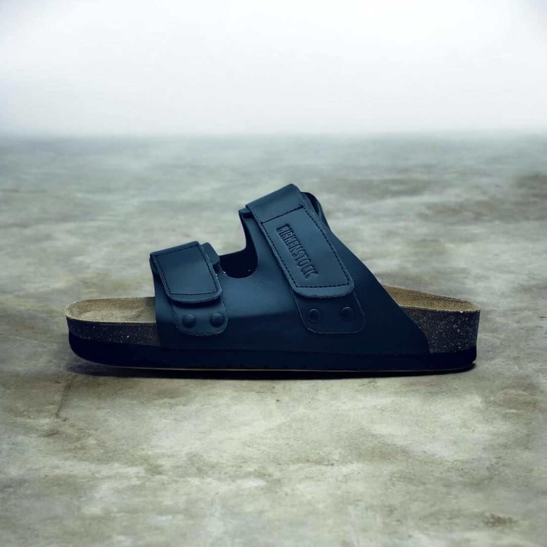 UJI NOIR MAT