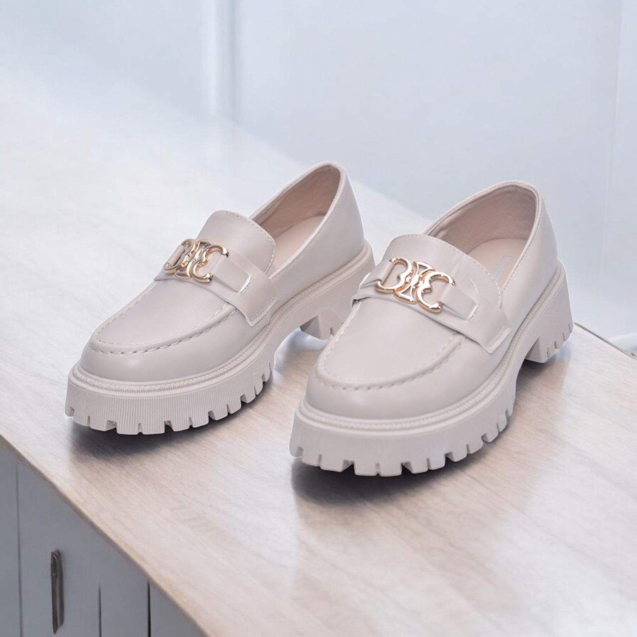 Mocassins femme beige