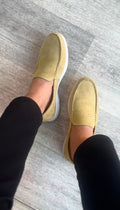 Mocassins en cuir beige sable