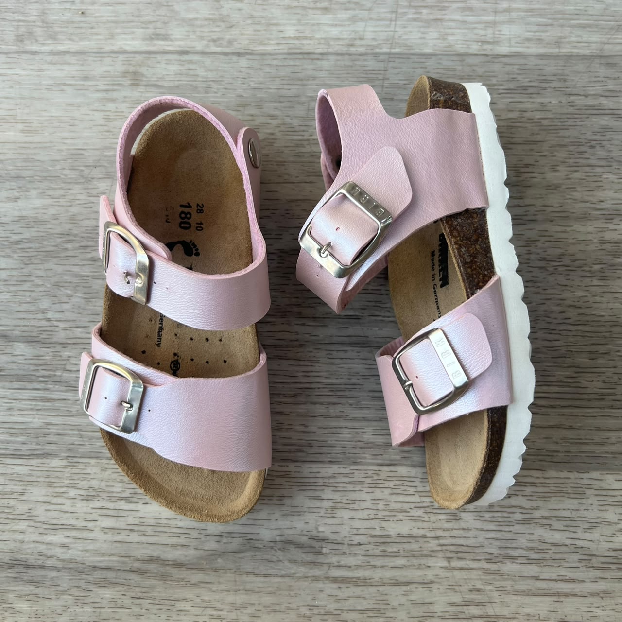 Sandales enfant rose