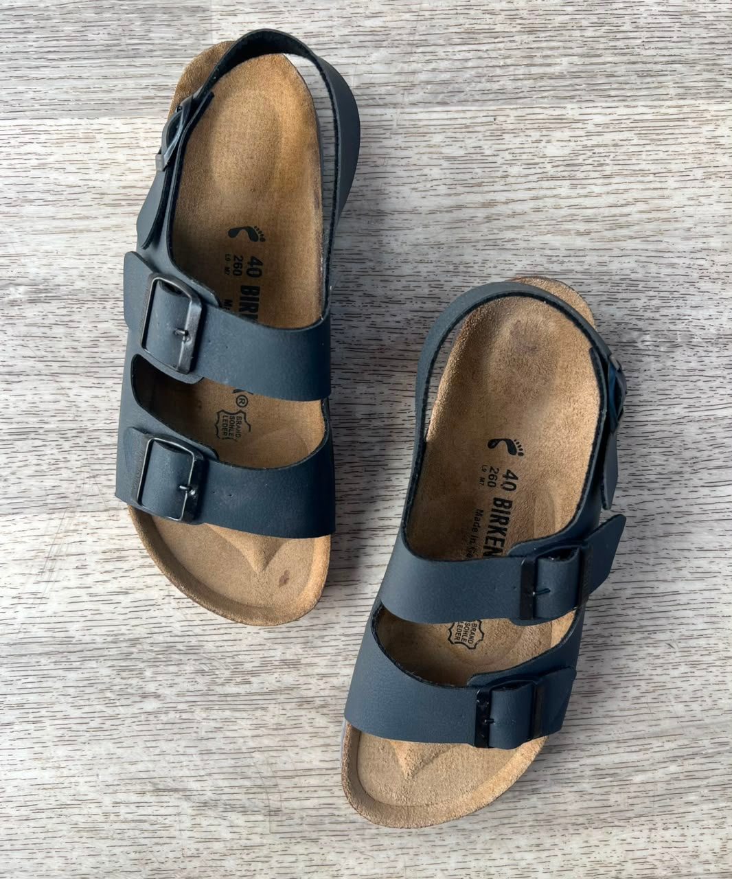 Milano — Sandale nubuck gris homme, profil