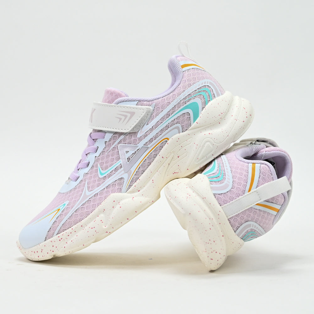 PEAK FOOTWEAR