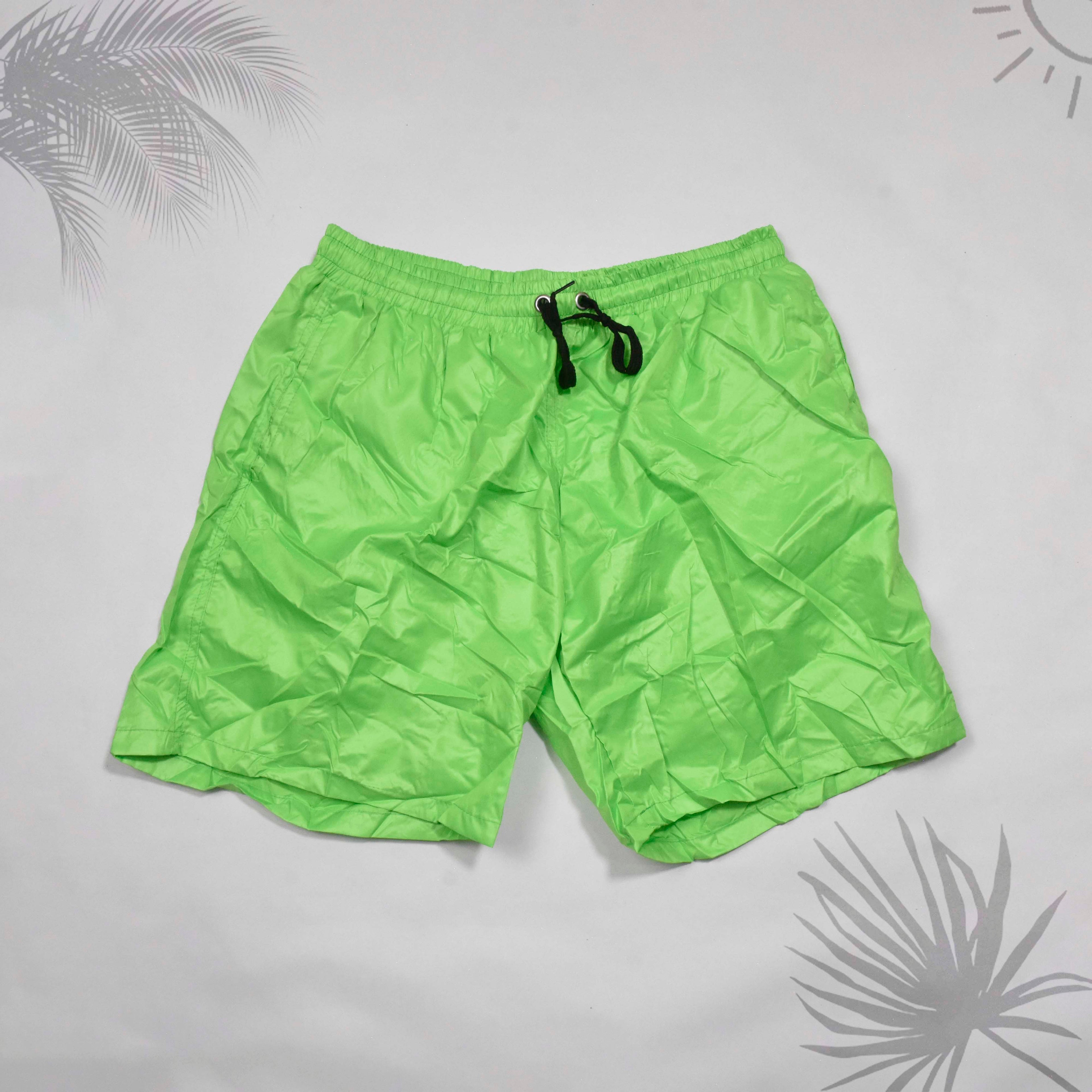 شورت أخضر 5772