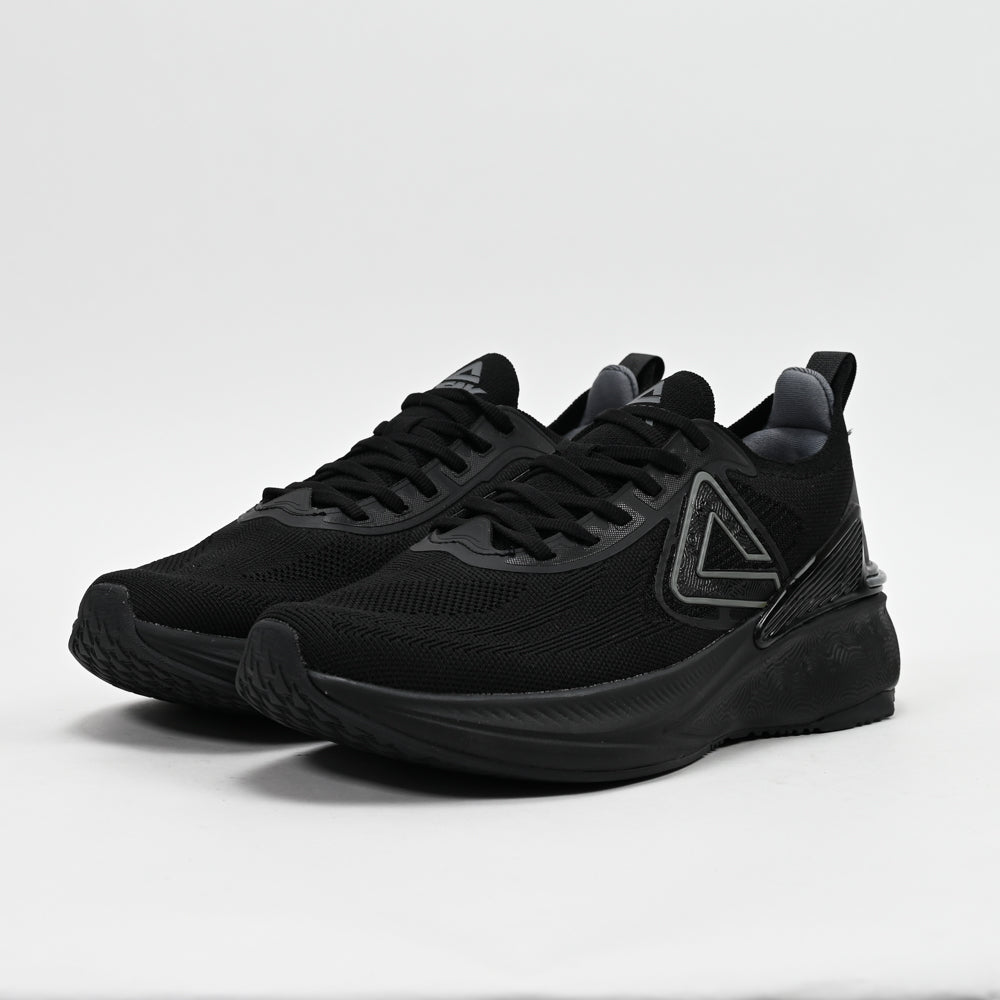 PEAK FOOTWEAR