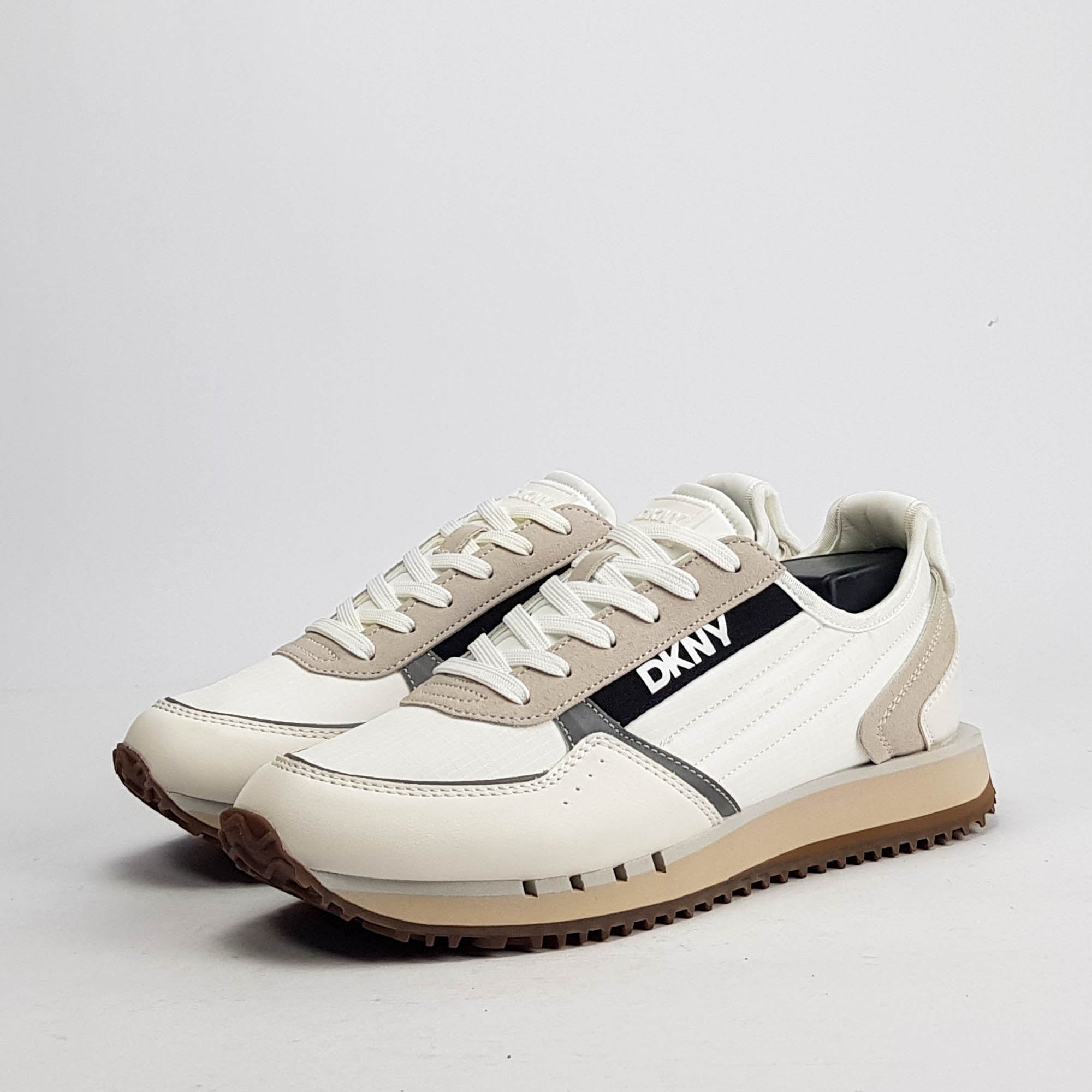 DKYN WHITE DG3S0008