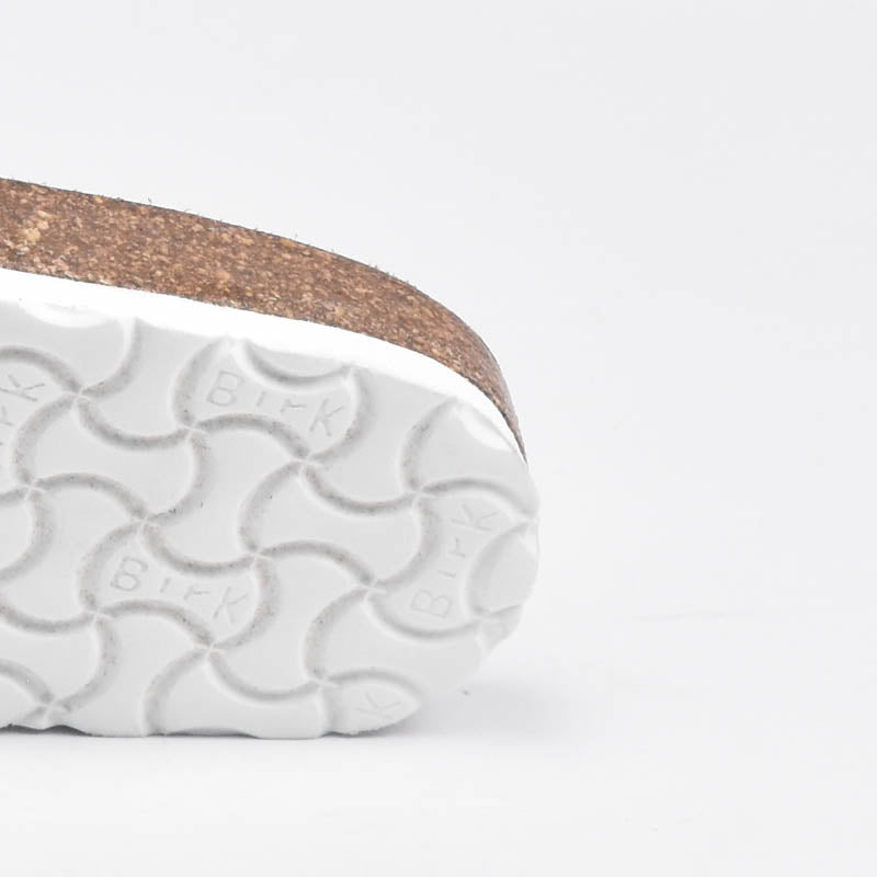 بيركسبوت 104-أبيض