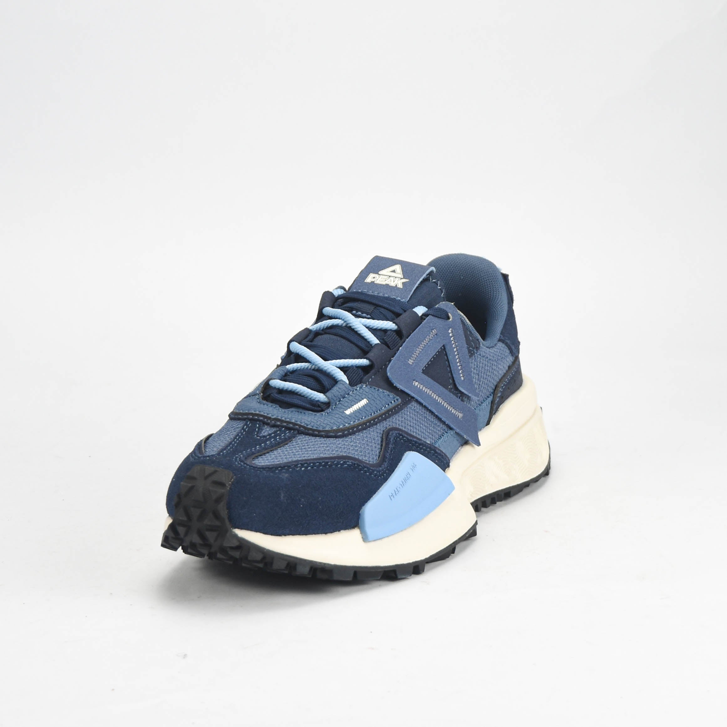 PEAK SHOES ET31497E-00CN