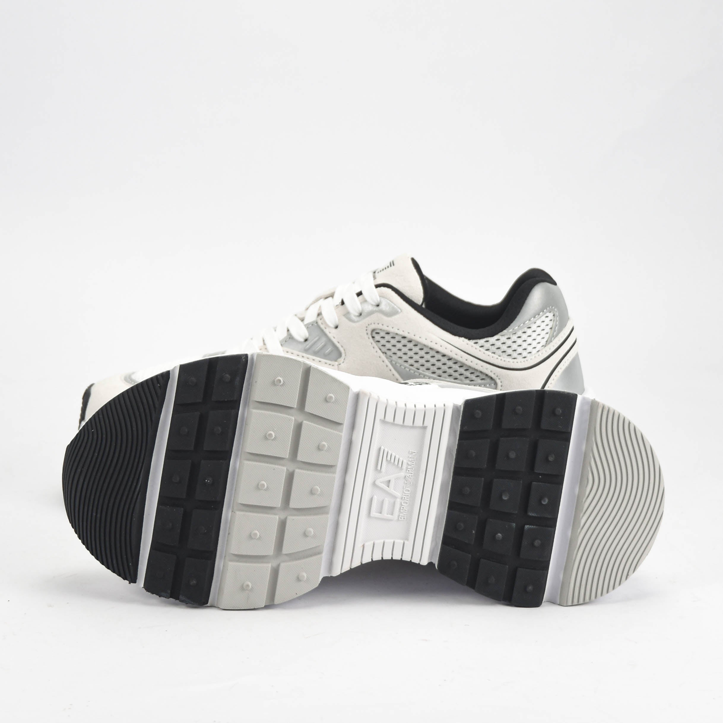 EMPORIO ARMANI SHOES X8X237-XK425-T680