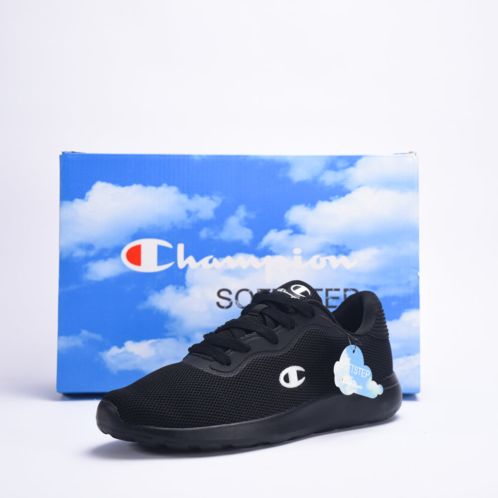 Low Cut Shoe MOND \ S21387-KK001