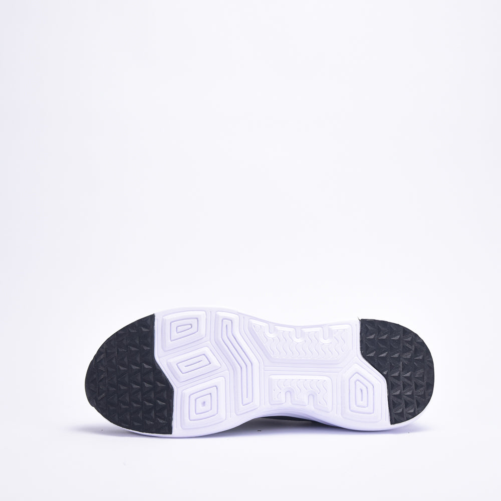 حذاء رياضي كالزا باسا نيرو \T3X9-33137-0702999