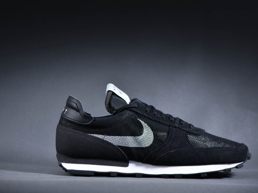 نايكي دي بريك تايب أسود وأبيض