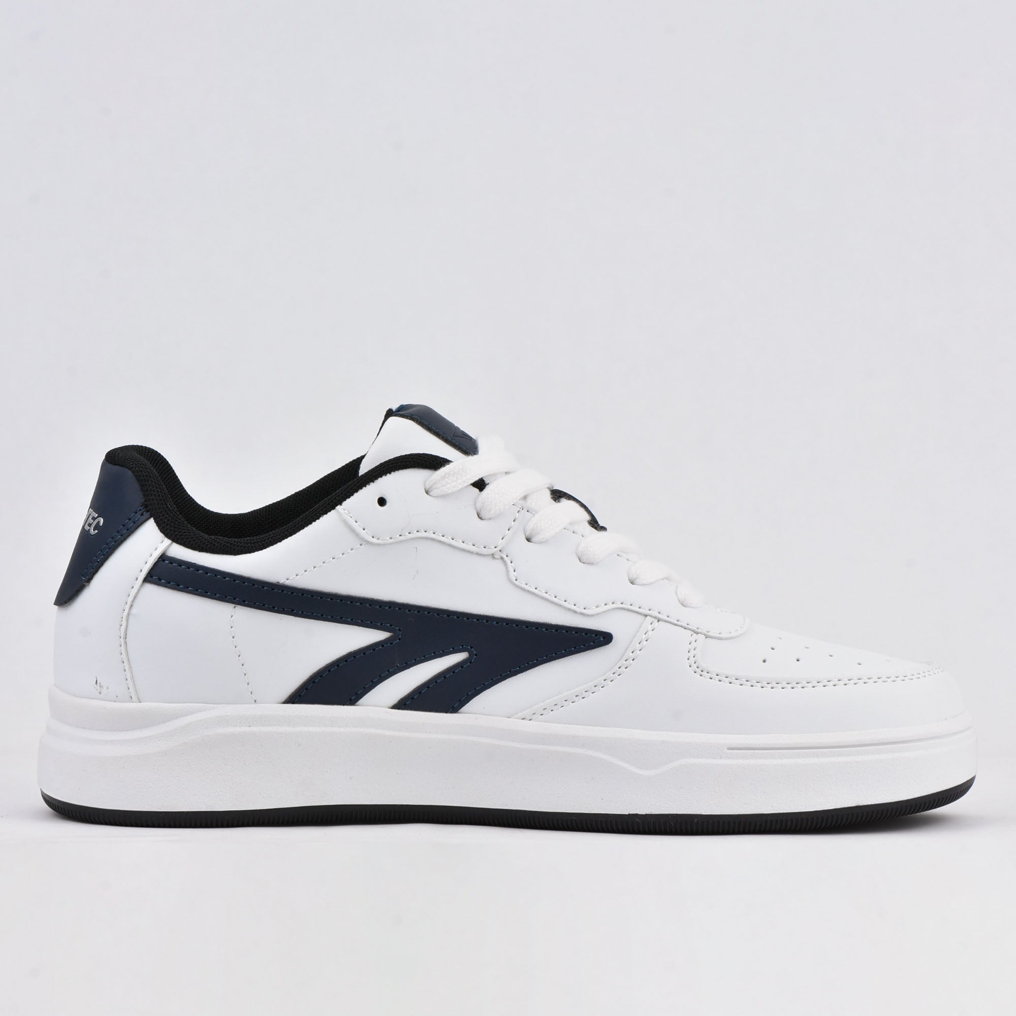 VASITY COURT WHITE/NAVY/BLACK HI TEC S013767