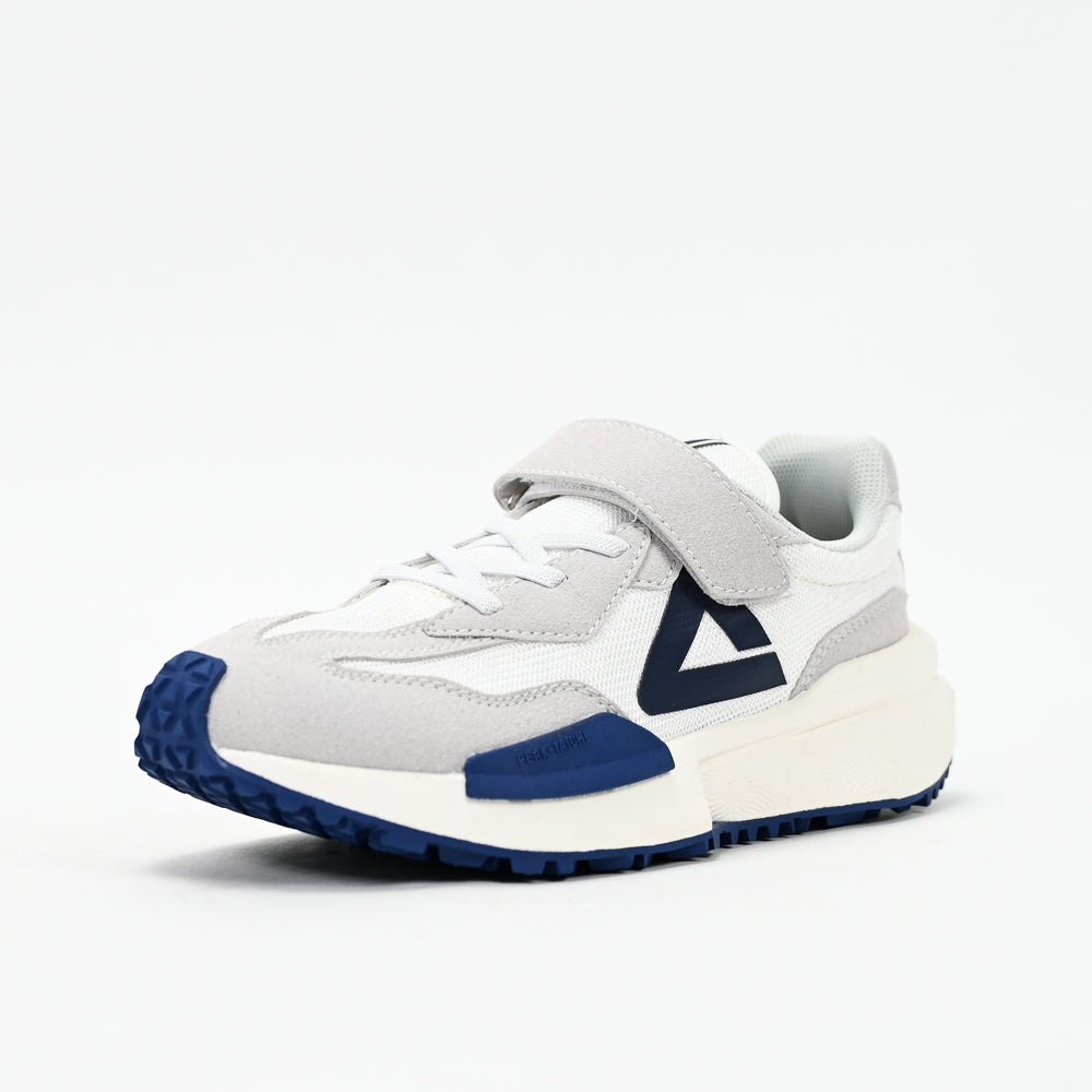 PEAK FOOTWEAR