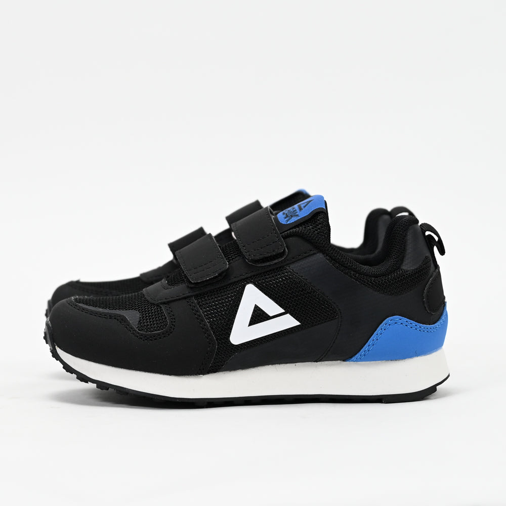 PEAK FOOTWEAR