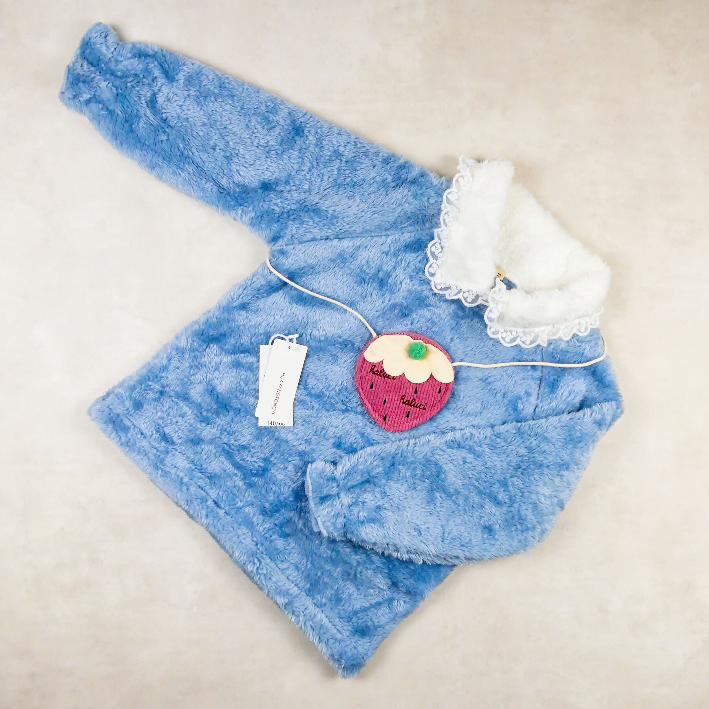 pyjama fourrure bleu -col blanc (SAC FRAISE ) 4434
