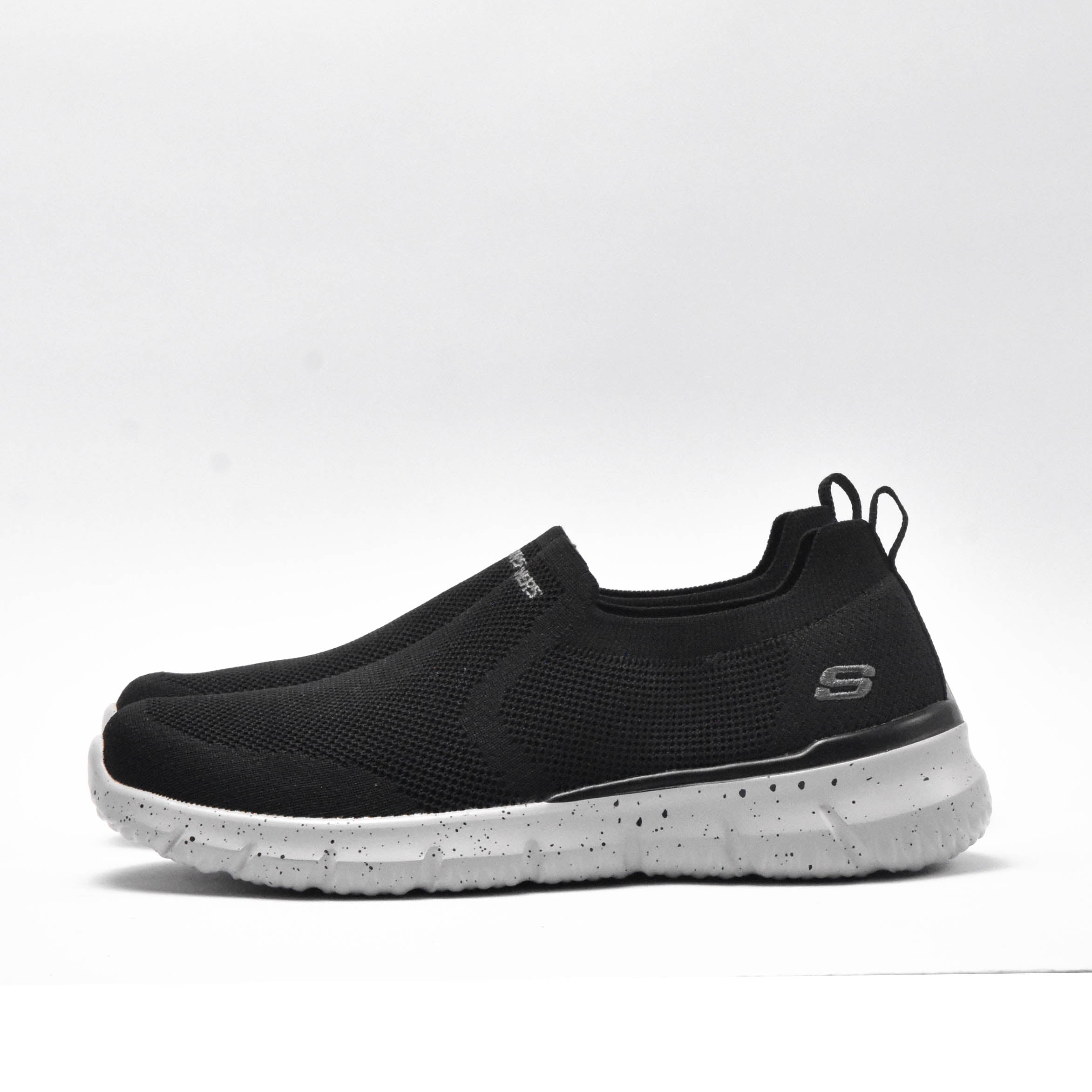 SKECHERS CORWEN  210572-BLK