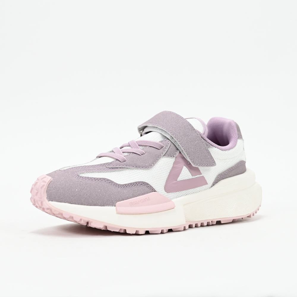 PEAK FOOTWEAR