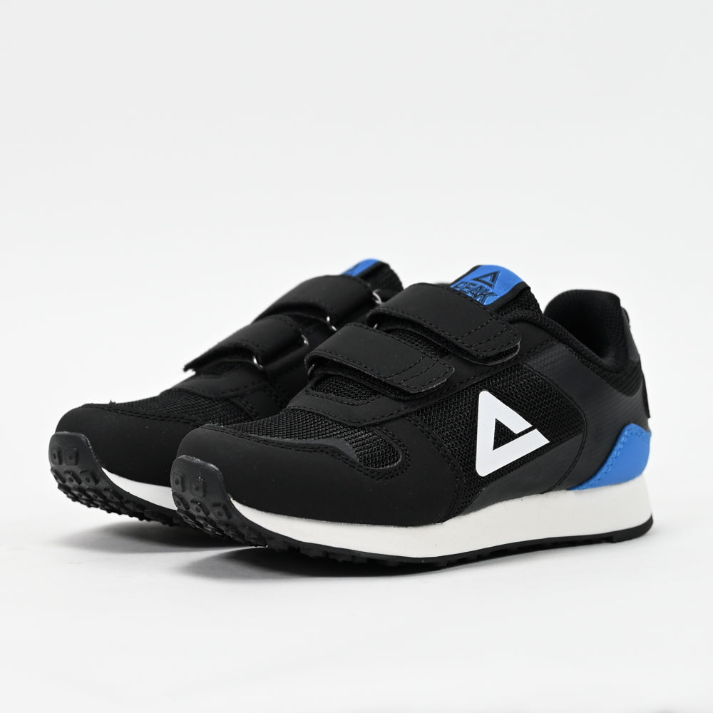 PEAK FOOTWEAR