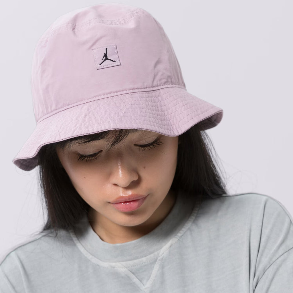 دلو جوردان بوب