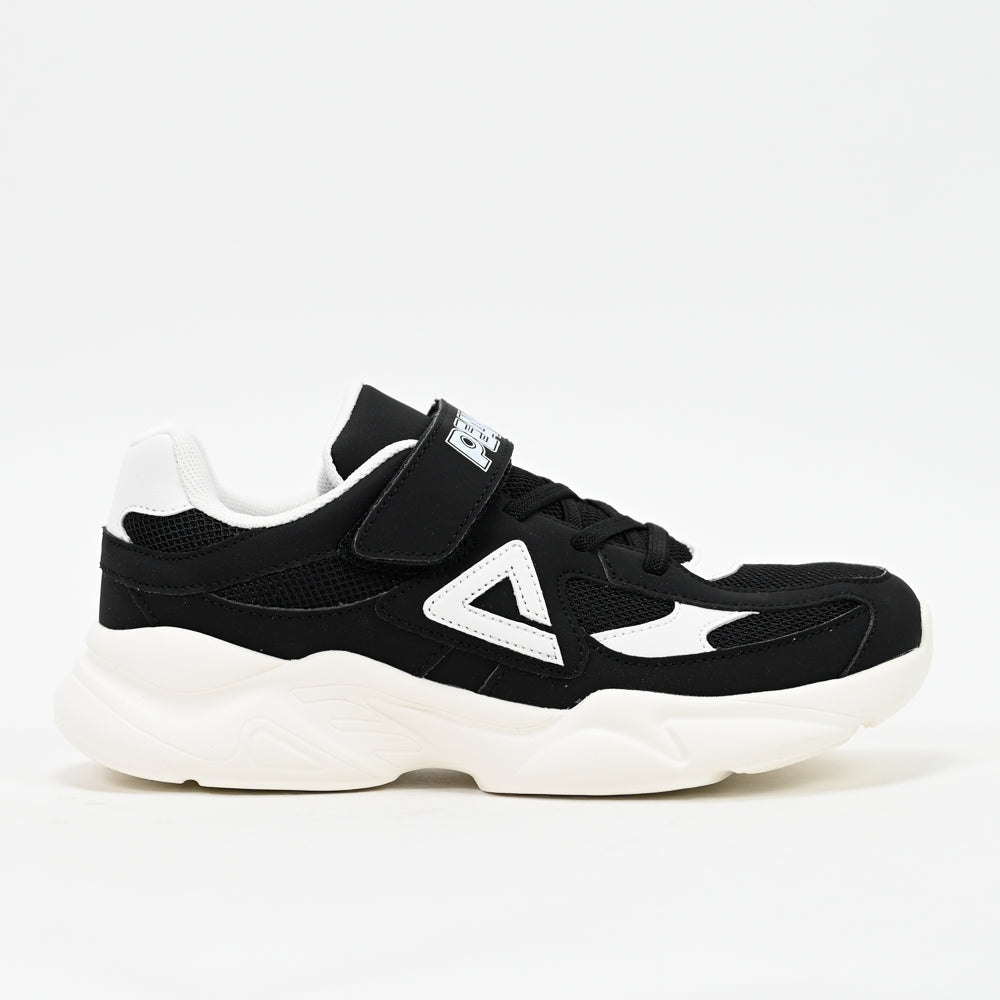 PEAK FOOTWEAR