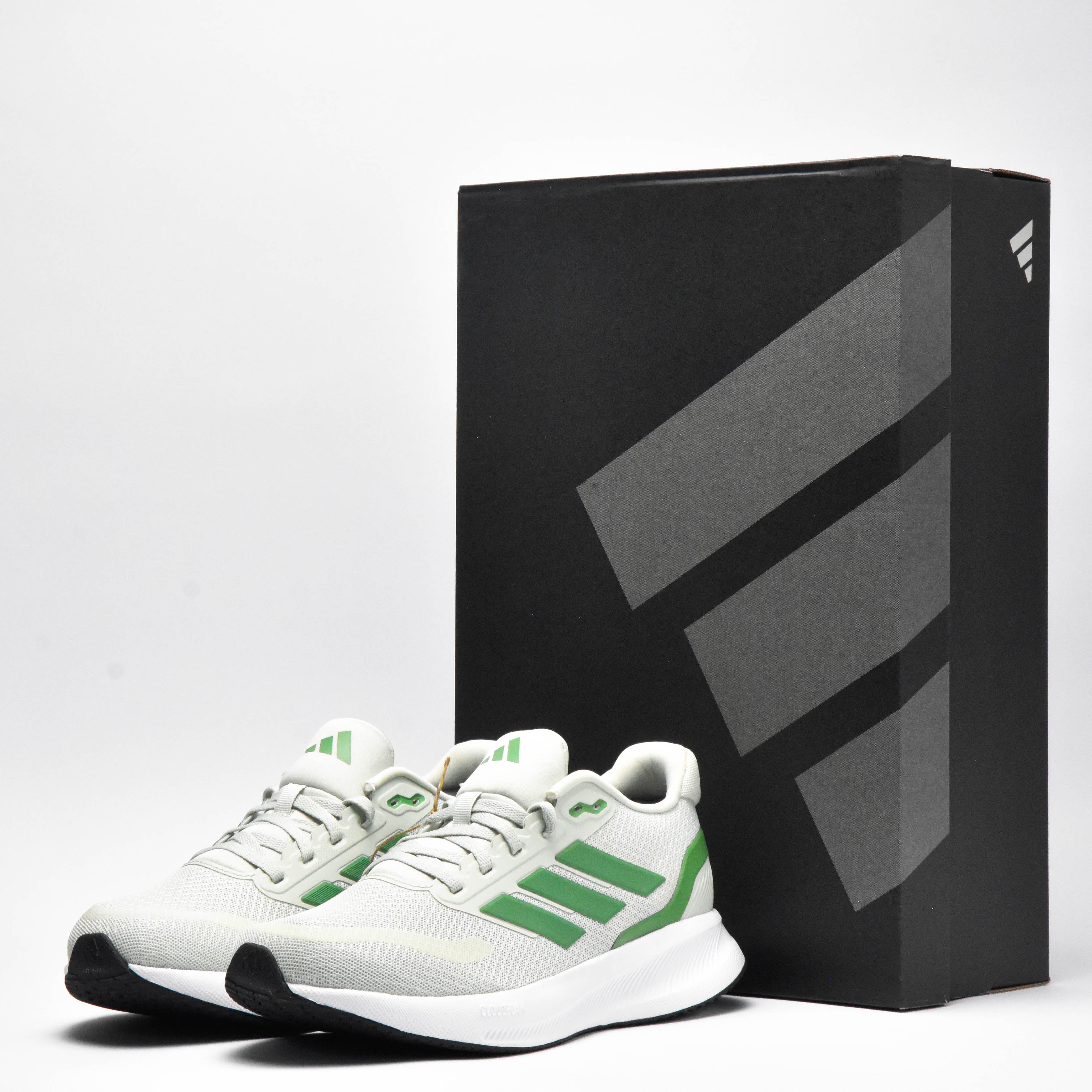 حذاء أديداس ران فالكون 5 دبليو