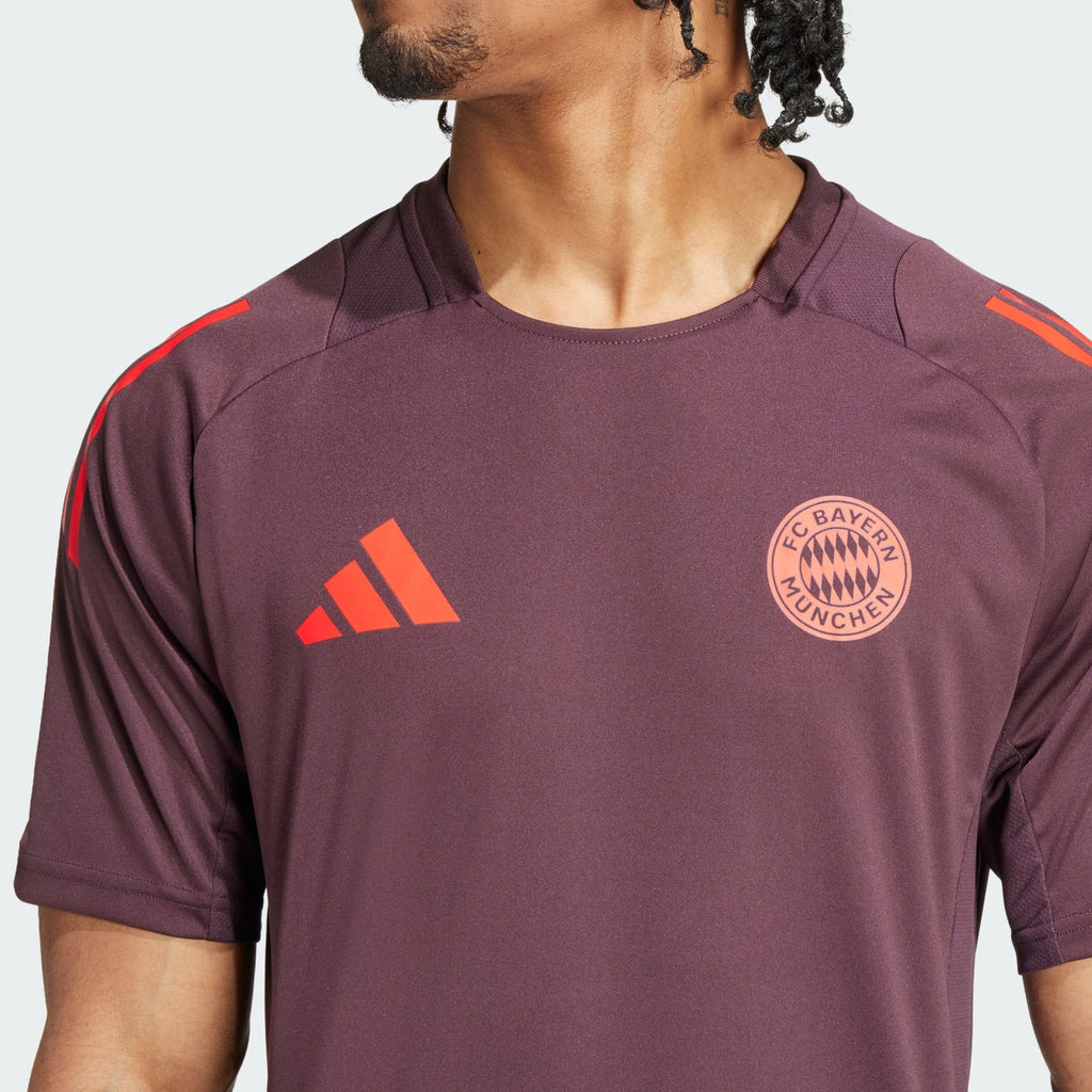 ADIDAS \ IS9935