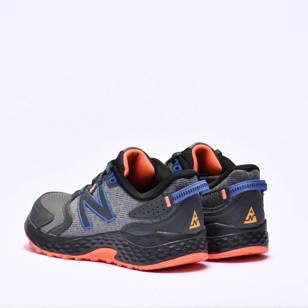 NEW BALANCE TRAIL RUNNING COURSE EN SENTIER MT410HP7