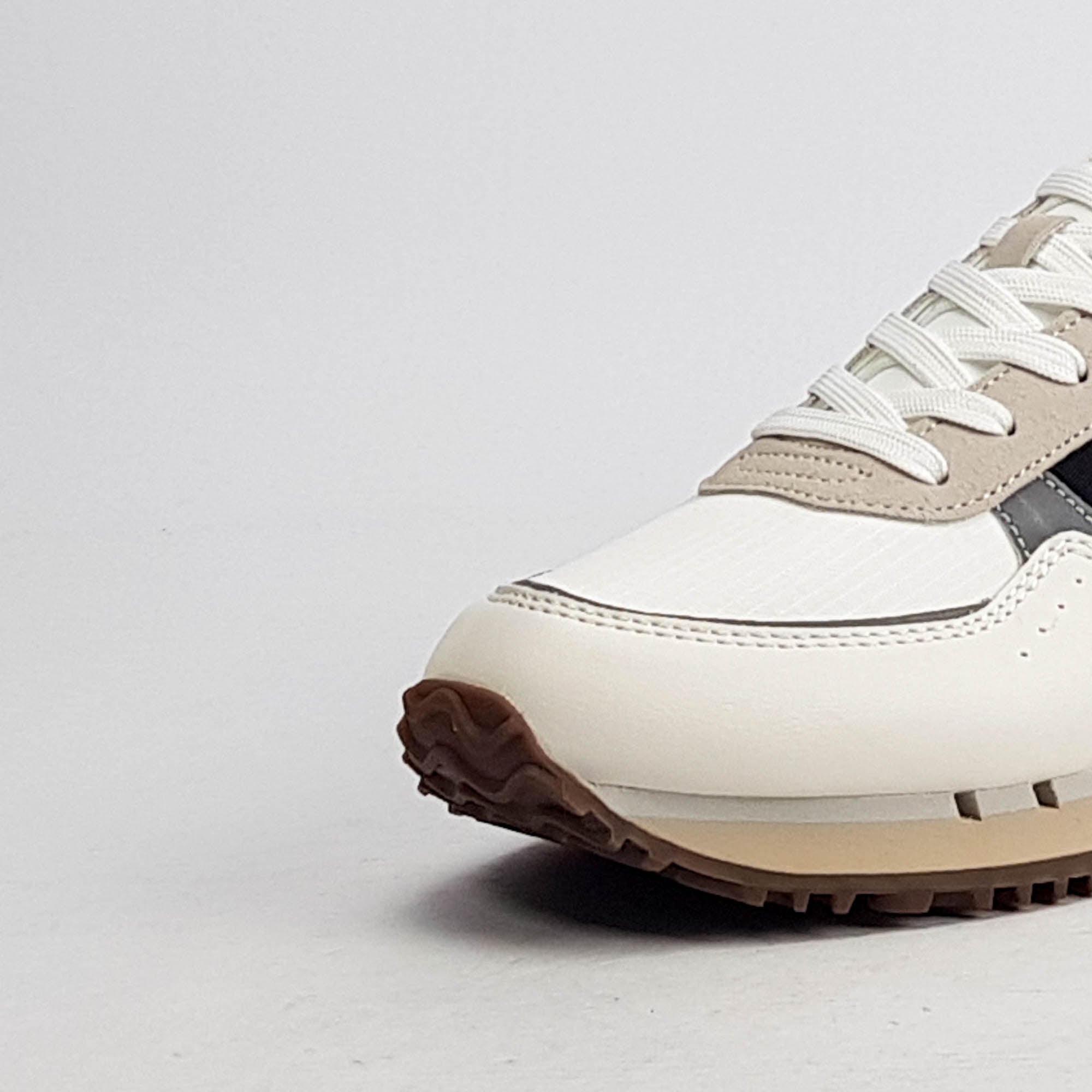 DKYN WHITE DG3S0008