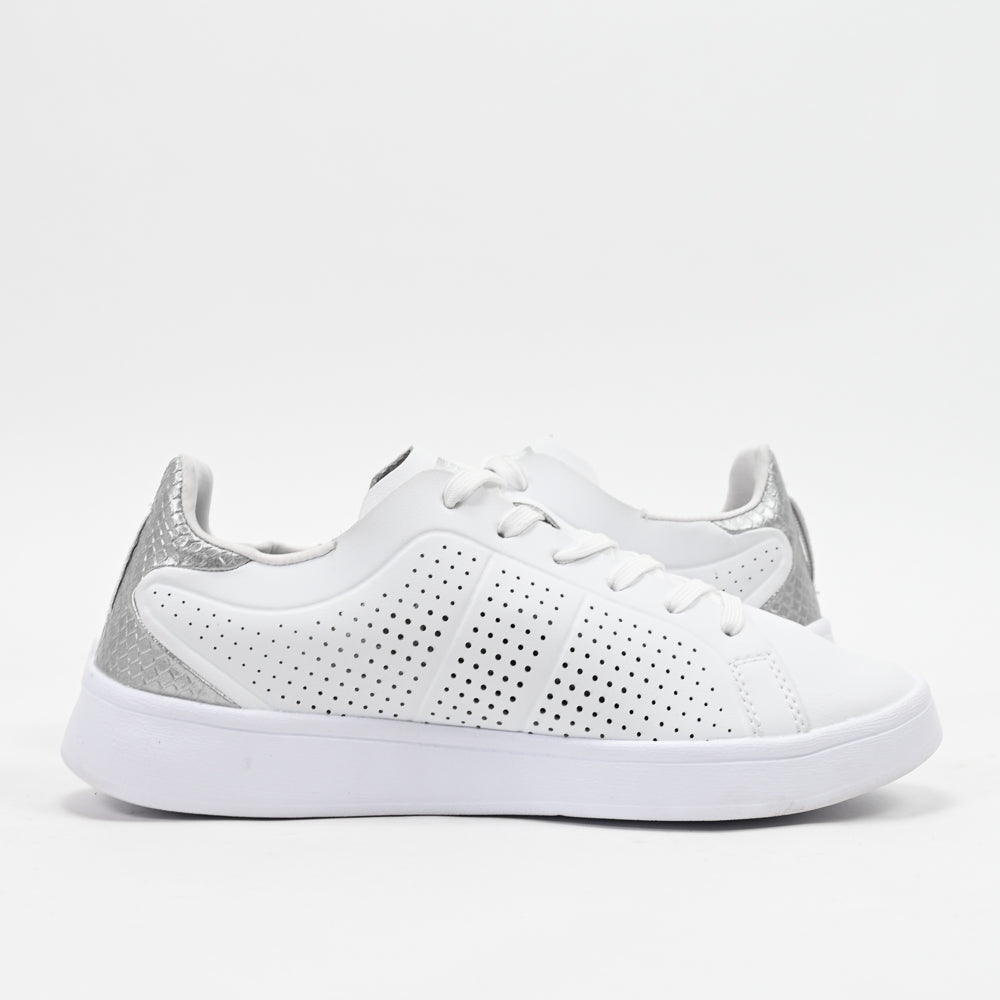 PEAK FOOTWEAR