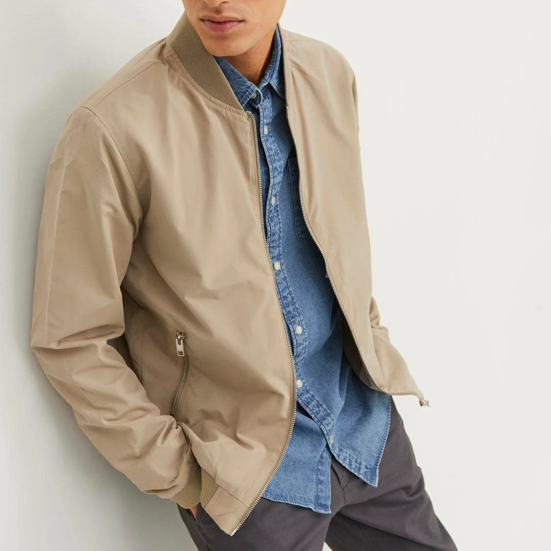 JACK & JONES BOMBER JOMER BOMBER BEIGE 12165203/SWX-MHI-2022 BEIGE