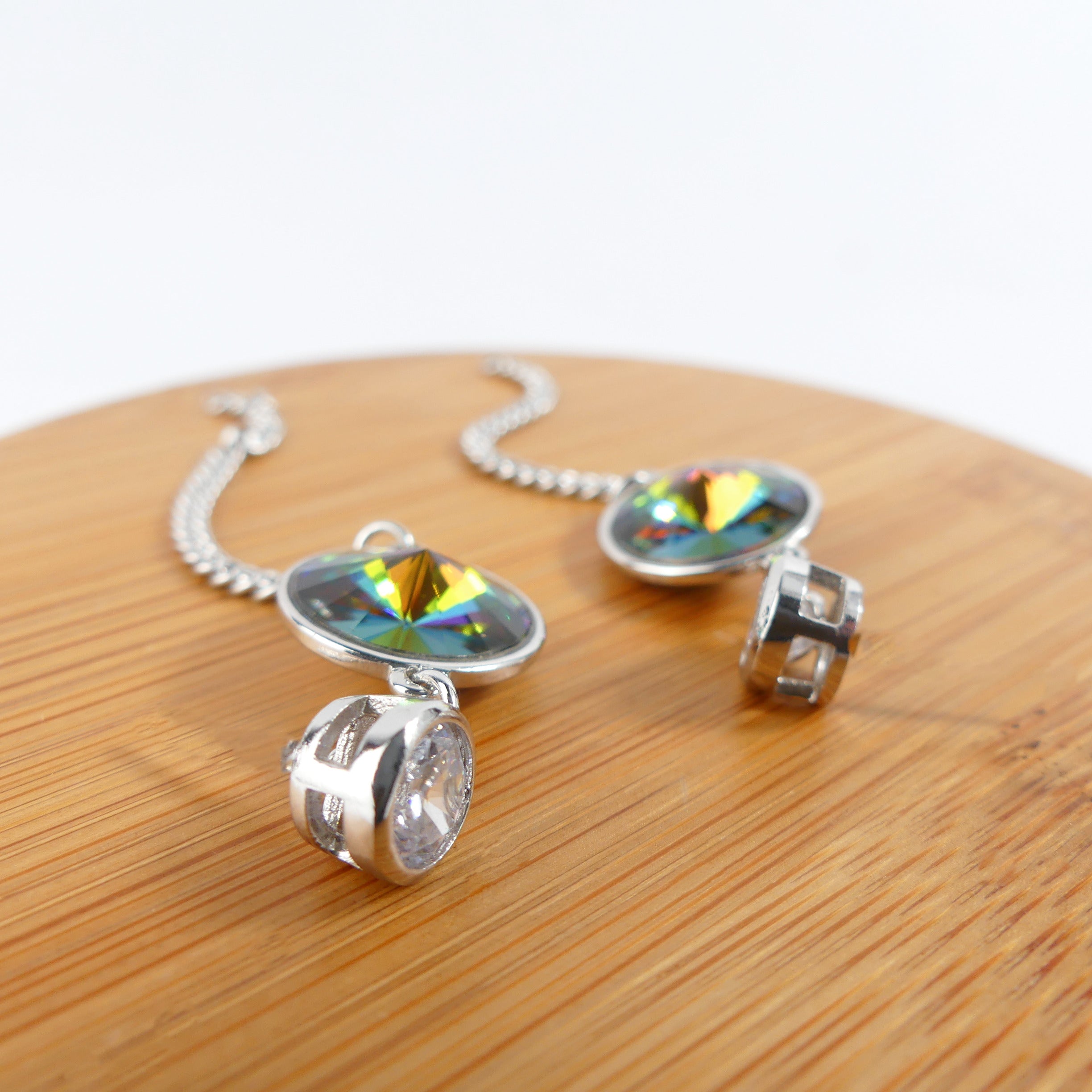 boucle d'oreille pendantes ronde verte reflé