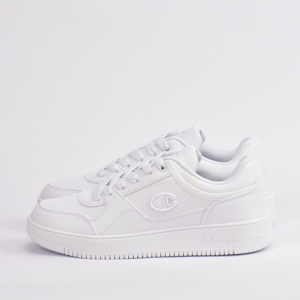 بطلة للنساء