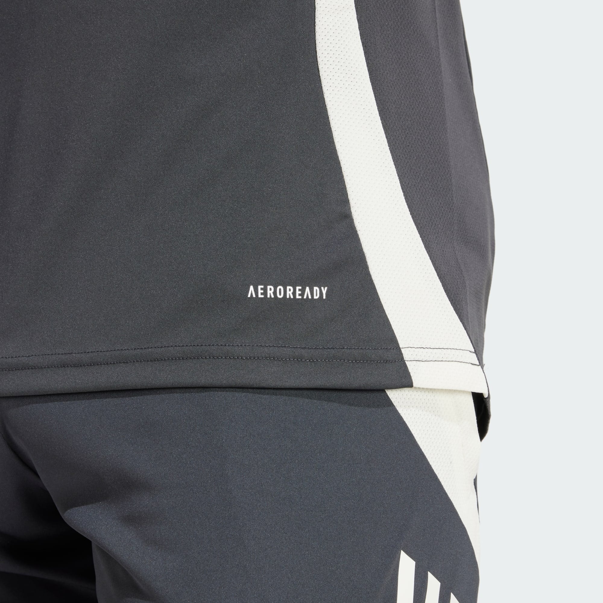 ADIDAS \ IS8086