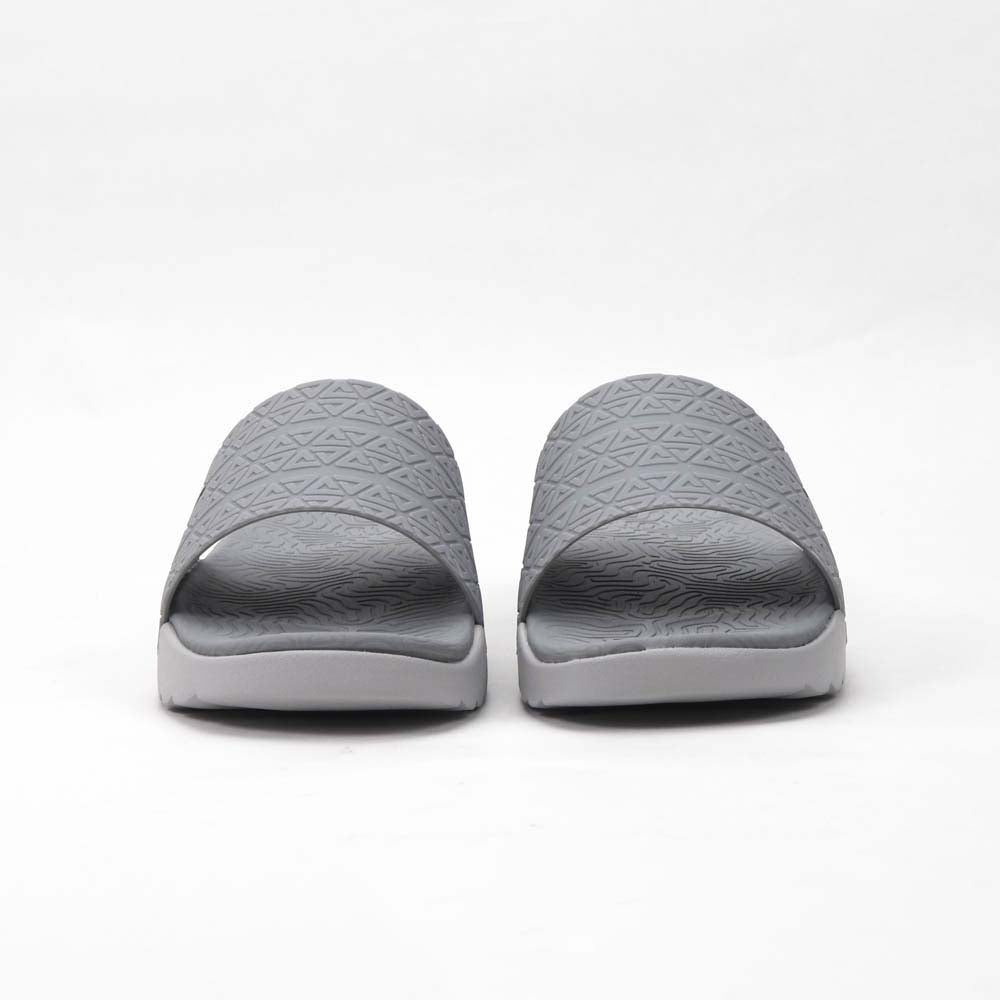 Peak Taichi Slippers E02767L-D037