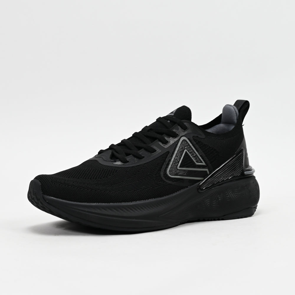 PEAK FOOTWEAR