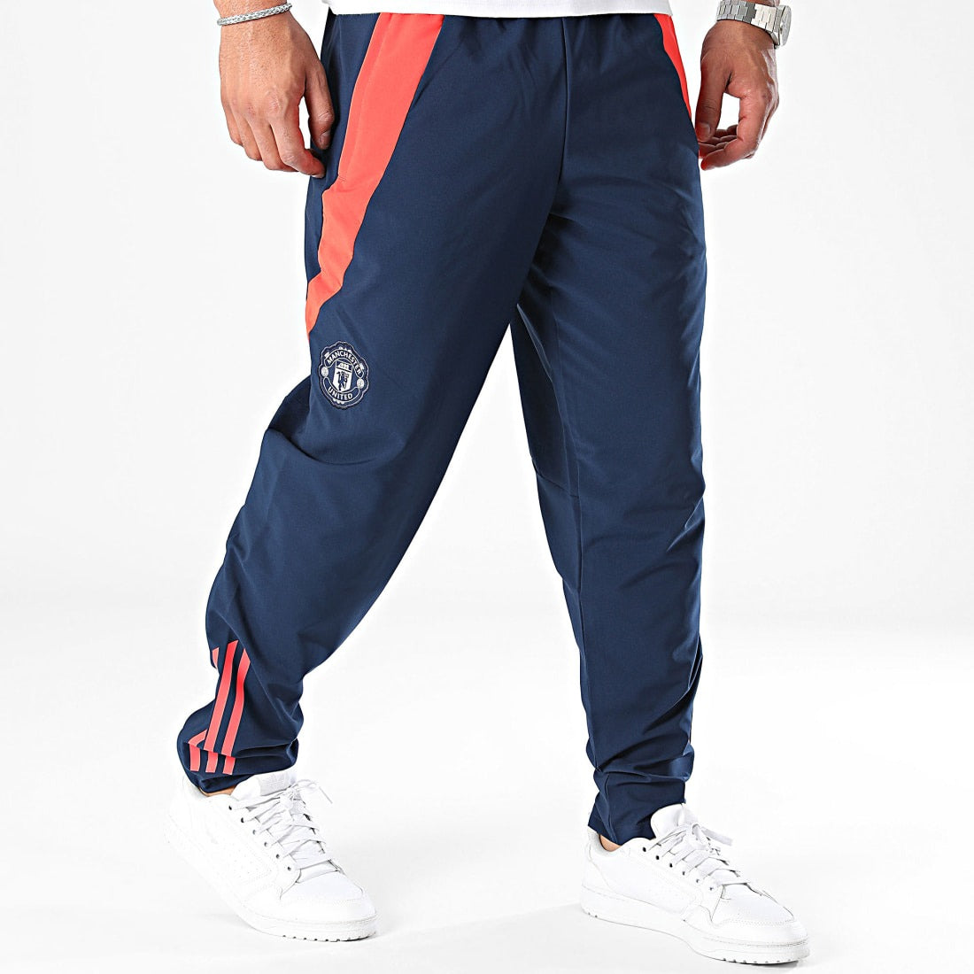 Pantalon d'entraînement Manchester United Tiro 24 Adidas IT2006