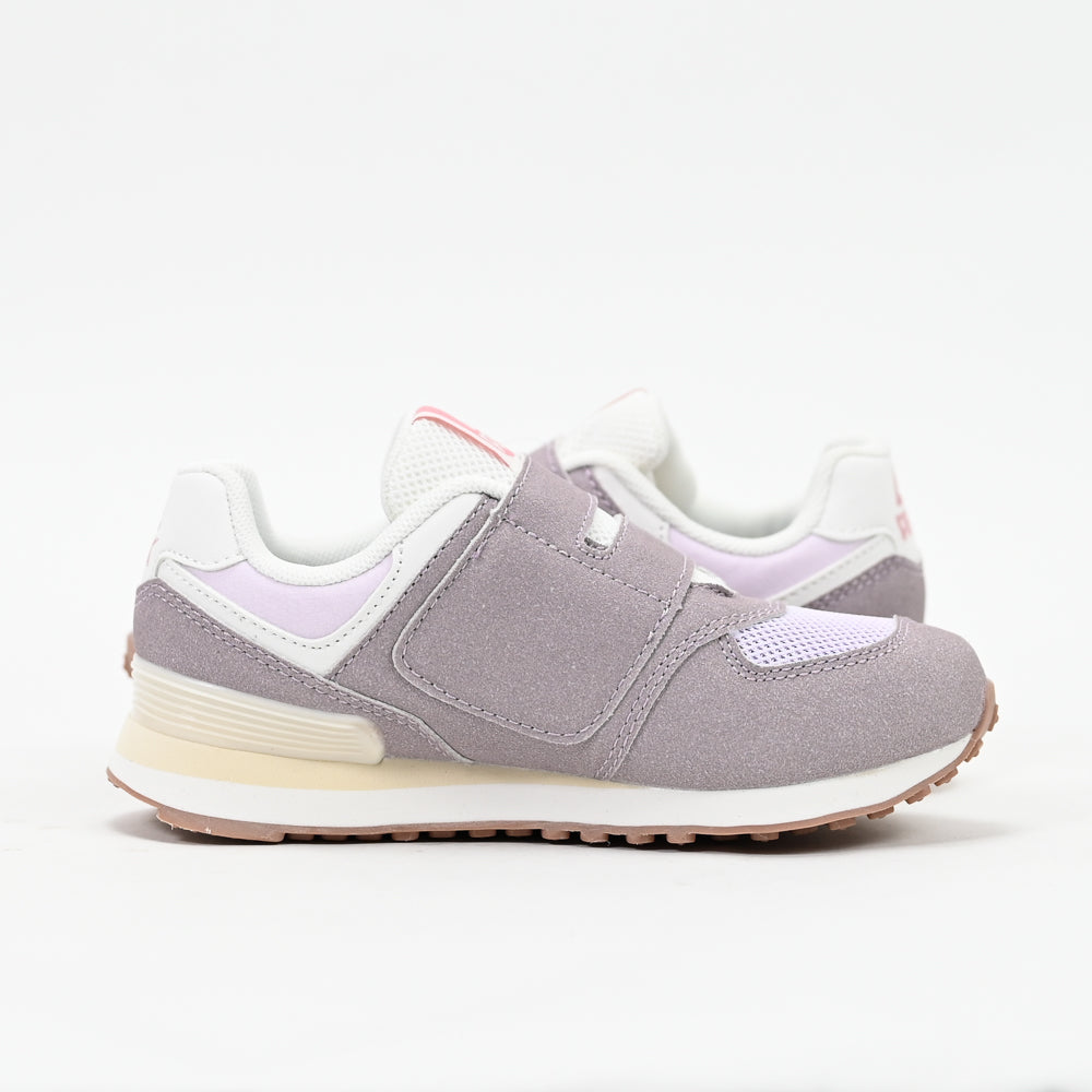 PEAK FOOTWEAR