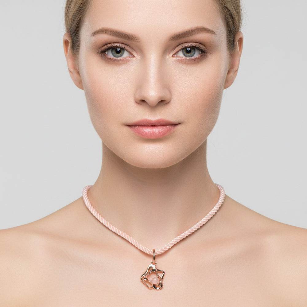 FLOWERY DELICATE CORD NECKLACE