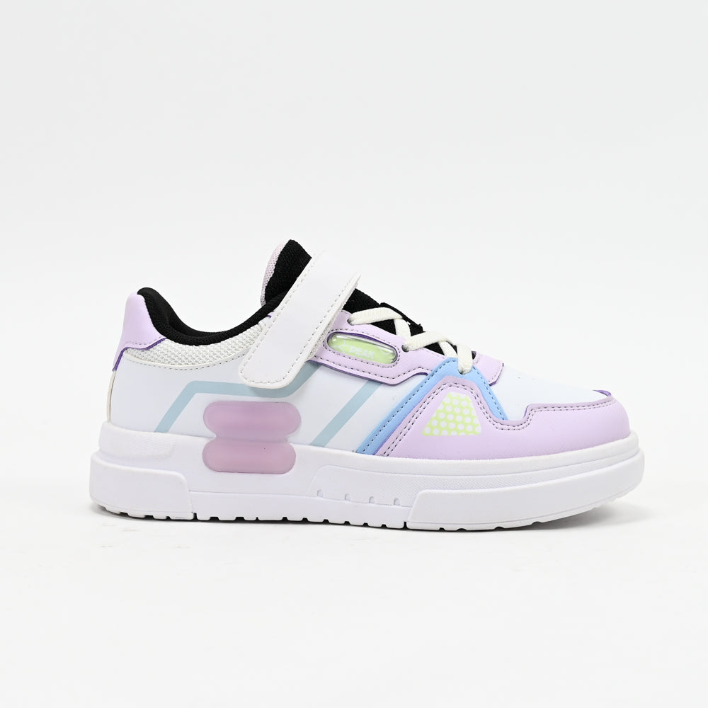PEAK FOOTWEAR